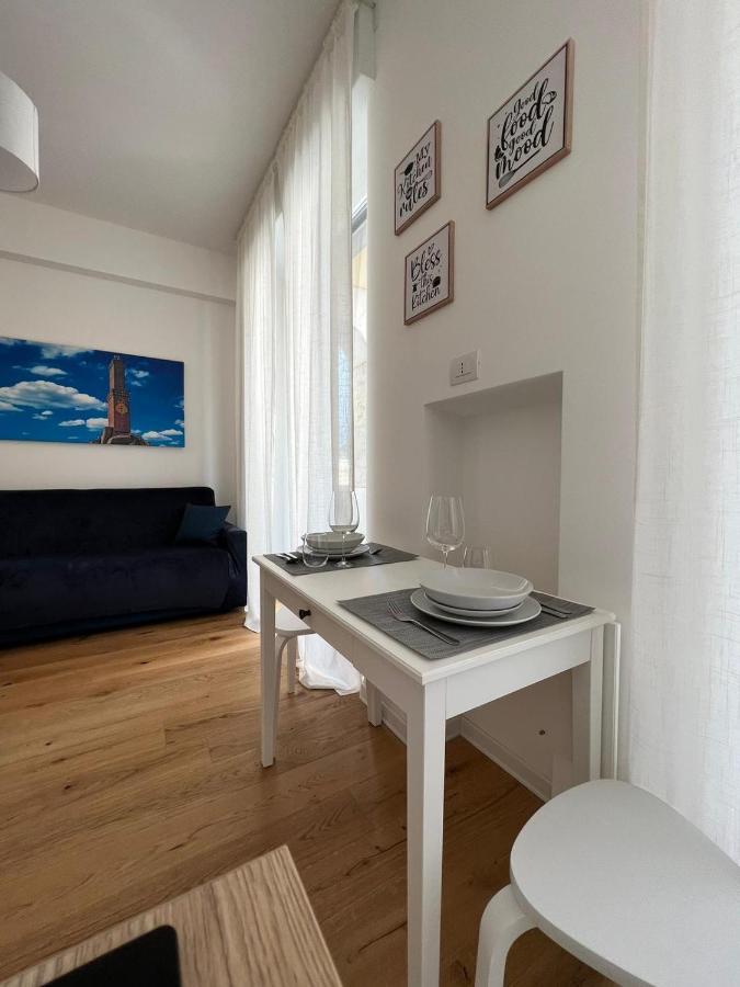 Piazza Dante 9 Genoa Center Town Apartment Exterior photo